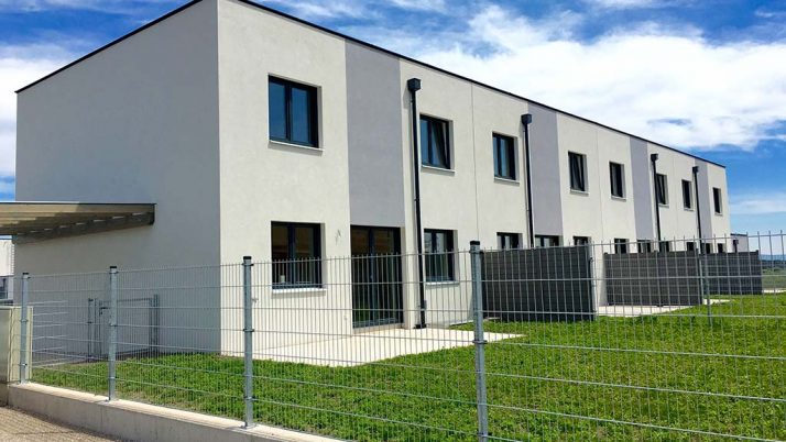Theresienfeld, Steinfeldgasse – 12 Reihenhäuser